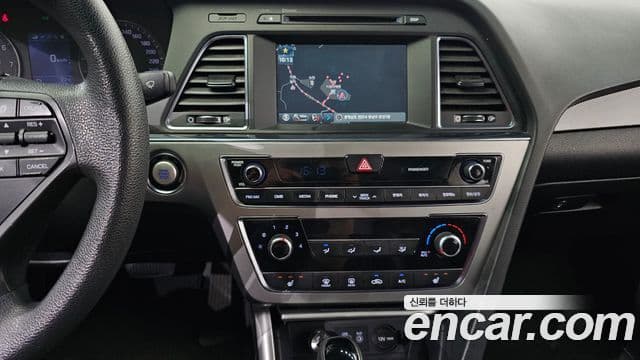 Hyundai LF Sonata Style, 2015 18