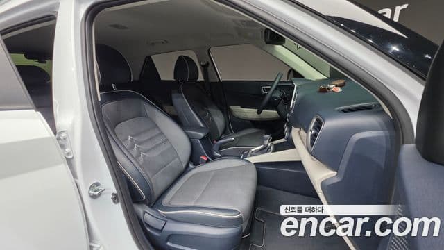 Hyundai Venue 1.6 Flux, 2020 10