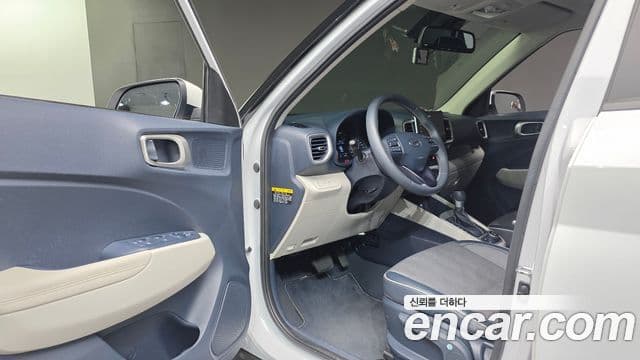 Hyundai Venue 1.6 Flux, 2020 11