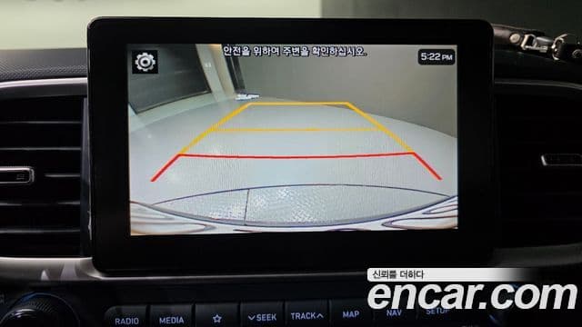 Hyundai Venue 1.6 Flux, 2020 16