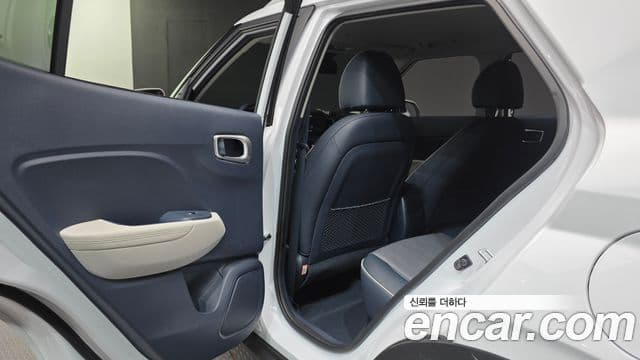 Hyundai Venue 1.6 Flux, 2020 18