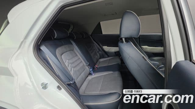 Hyundai Venue 1.6 Flux, 2020 19