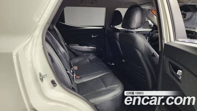 KG모빌리티(SsangYong) Tivoli Air 1.5 A3 2WD, 2021 12