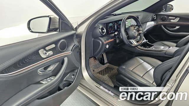 Mercedes-Benz E-класс W213 AMG Line, 2021 10