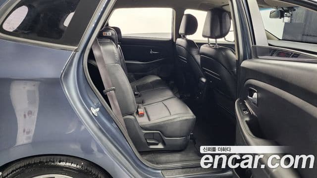 Kia All New Carens Prestige, 2015 12