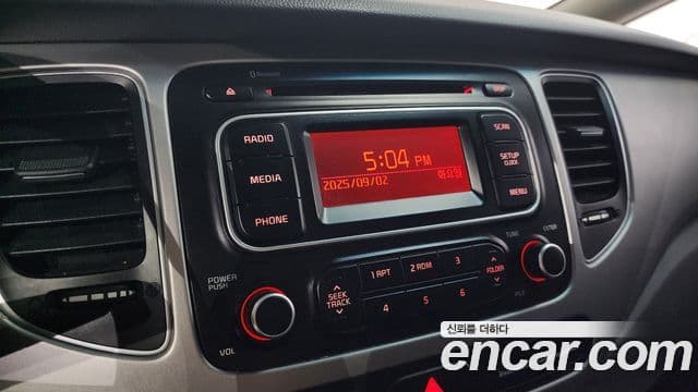 Kia All New Carens Prestige, 2015 14