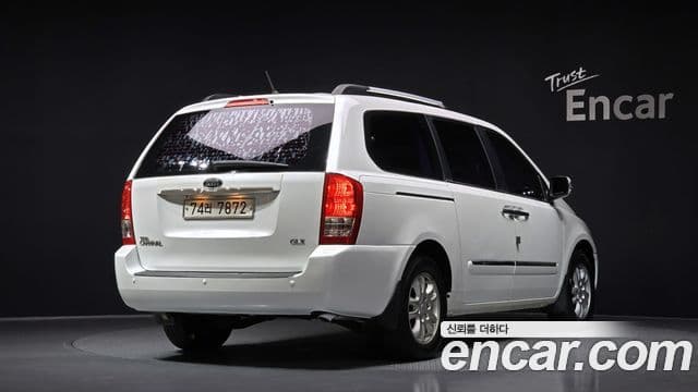 Kia Carnival R топовая версия, 2012 2