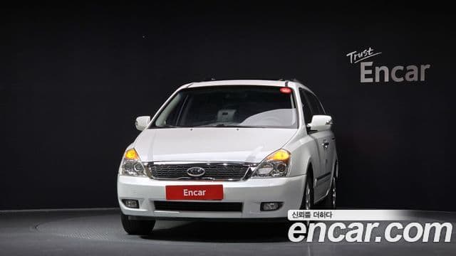 Kia Carnival R топовая версия, 2012 3