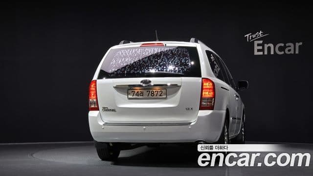 Kia Carnival R топовая версия, 2012 4