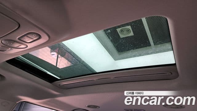 Kia Carnival R топовая версия, 2012 18