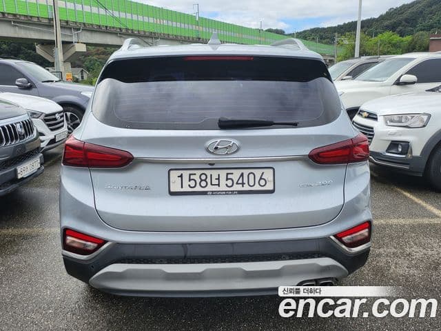 Hyundai Santa Fe TM Exclusive Special, 2019 4