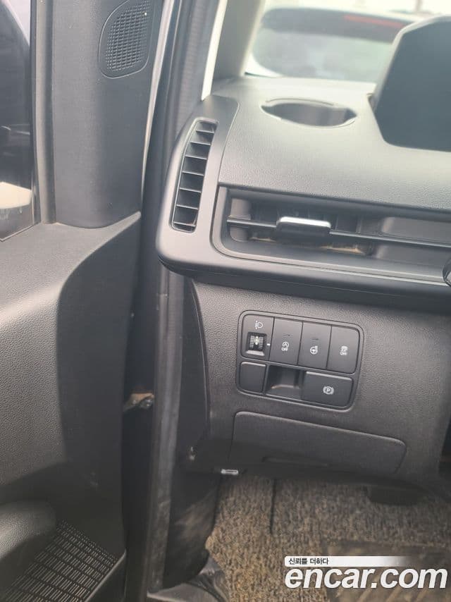 Hyundai Staria Modern, 2022 10