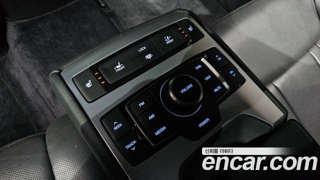 Genesis G80 Premium Luxury, 2019 19