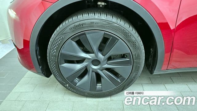 Tesla модель Y, 2024 все фото