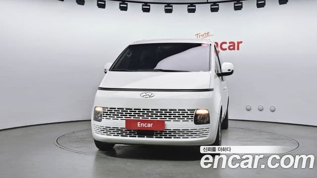 Hyundai Staria Modern, 2022 3