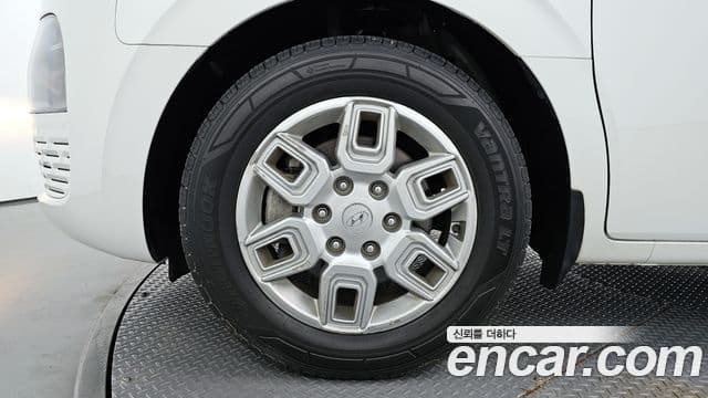 Hyundai Staria Modern, 2022 все фото