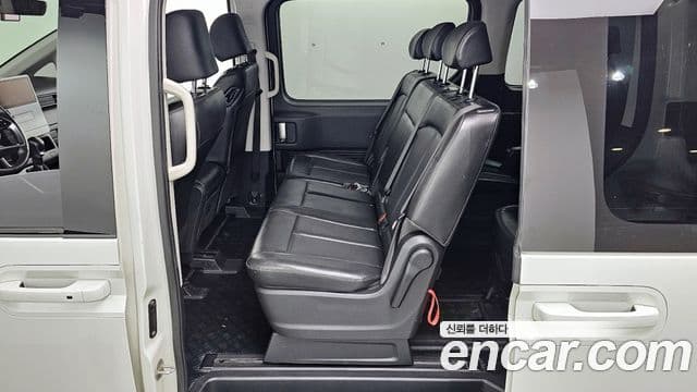 Hyundai Staria Modern, 2022 11