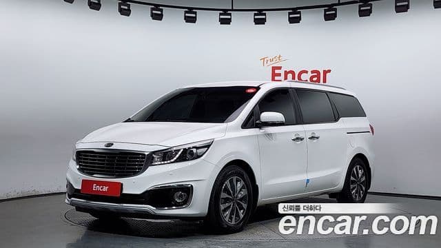 Kia All New Carnival Luxury, 2015 1