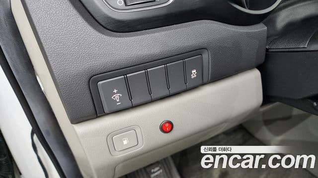 Kia All New Carnival Luxury, 2015 13