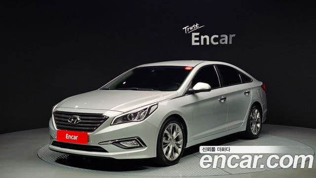 Hyundai LF Sonata Premium, 2015 1