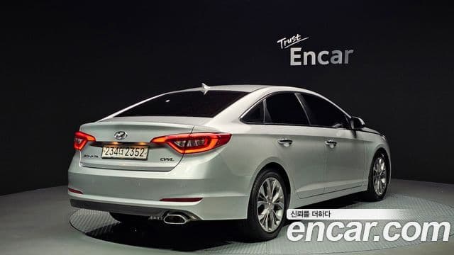Hyundai LF Sonata Premium, 2015 2