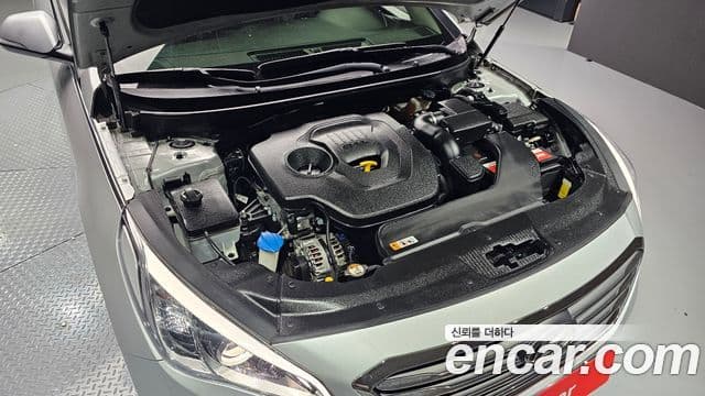 Hyundai LF Sonata Premium, 2015 6