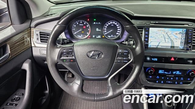 Hyundai LF Sonata Premium, 2015 13