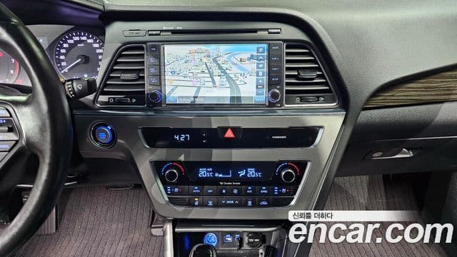 Hyundai LF Sonata Premium, 2015 14