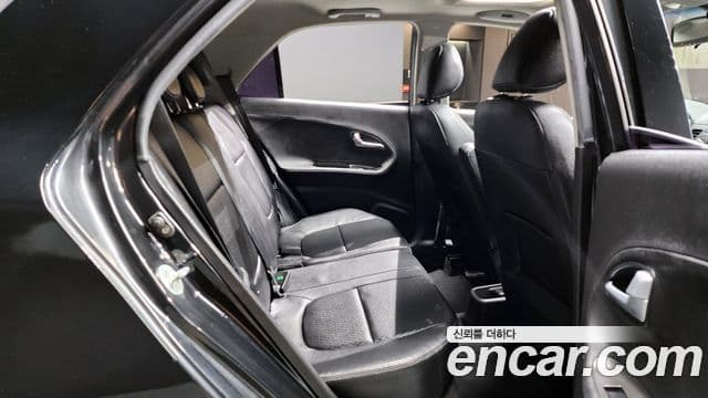 Kia All New Morning Luxury, 2013 12