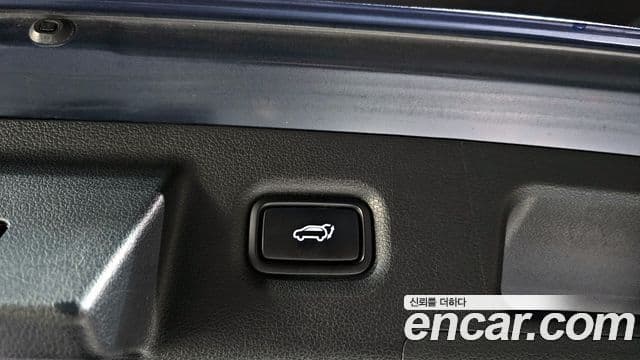 Hyundai Santa Fe TM Exclusive Special, 2019 17