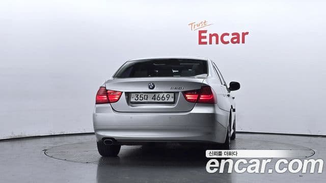 BMW 3시리즈 (E90) 320i седан, 2009 4