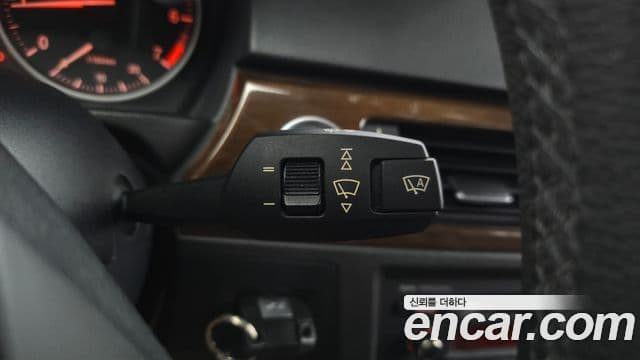 BMW 3시리즈 (E90) 320i седан, 2009 17