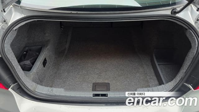 BMW 3시리즈 (E90) 320i седан, 2009 20