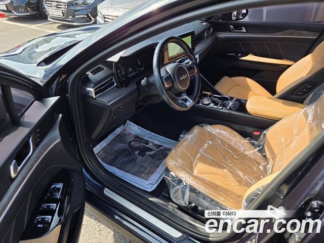 Kia K5 гибрид 3세대 Signature, 2022 8