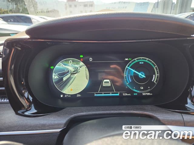 Kia K5 гибрид 3세대 Signature, 2022 15