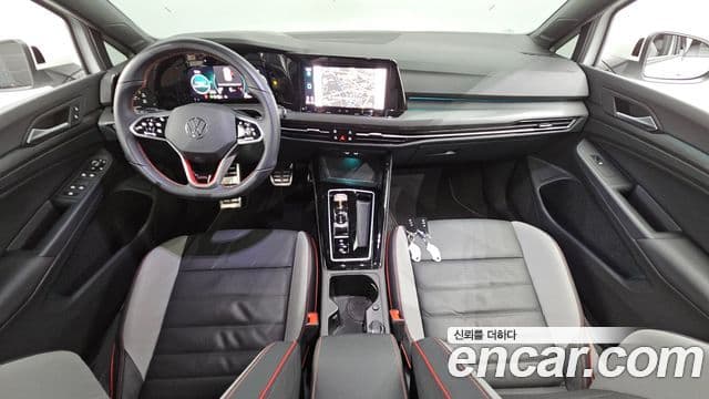 Volkswagen Гольф 8세대 2.0 GTI, 2024 7