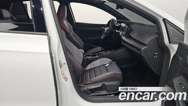 Volkswagen Гольф 8세대 2.0 GTI, 2024 11
