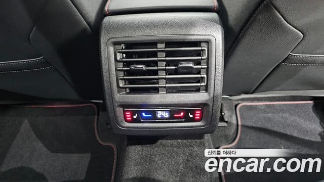 Volkswagen Гольф 8세대 2.0 GTI, 2024 19