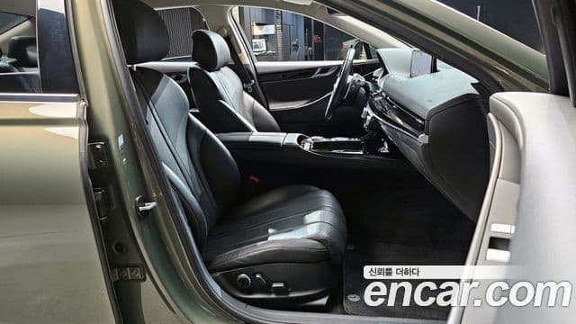 Genesis G80 (RG3) бензин 2.5 турбо AWD, 2021 10