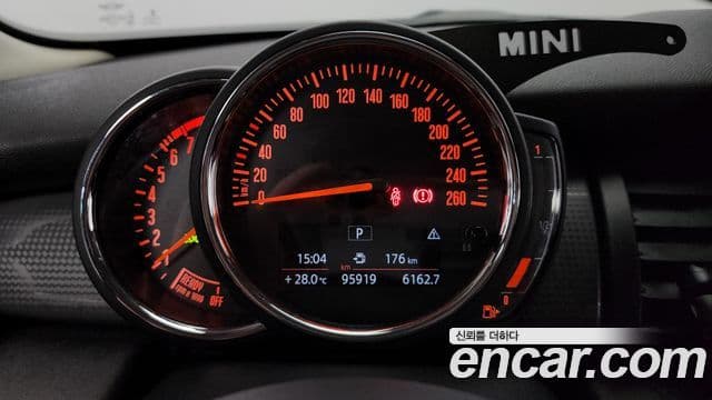 Mini Cooper 3세대, 2019 8