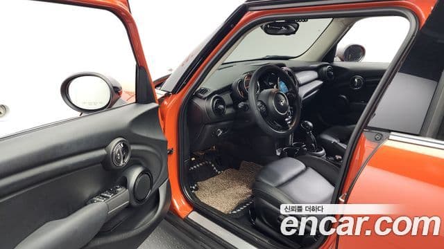 Mini Cooper 3세대, 2019 10