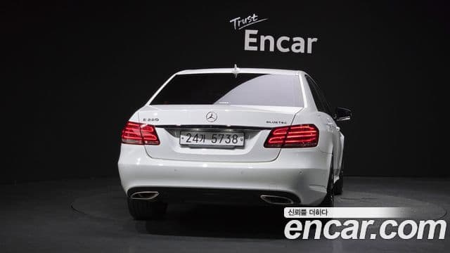 Mercedes-Benz E-класс W212 E220 BlueTEC Avantgarde Sport, 2016 4