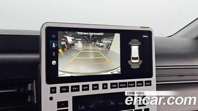 Hyundai Staria Modern, 2025 17