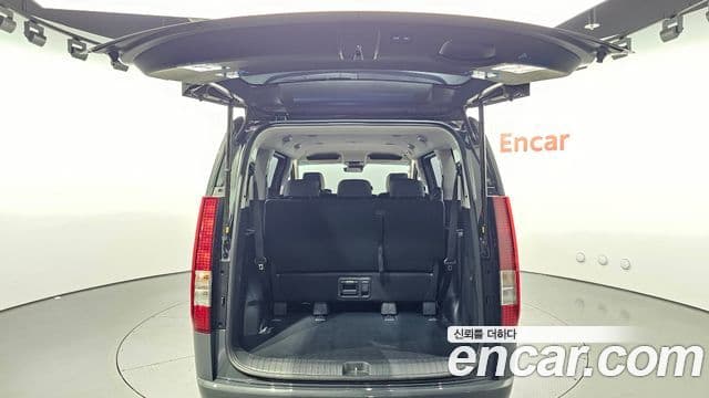 Hyundai Staria Modern, 2025 20