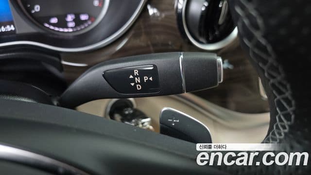 Mercedes-Benz V-класс W447, 2023 9