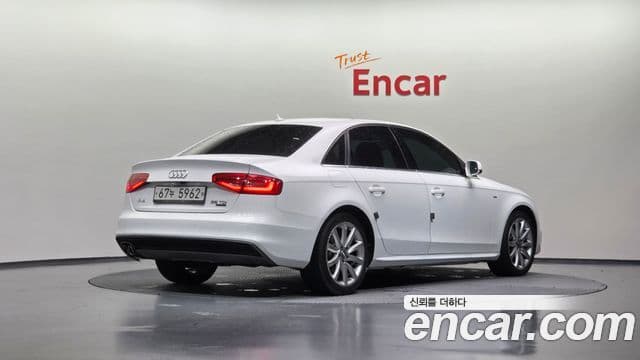 Audi New A4 B8, 2015 2