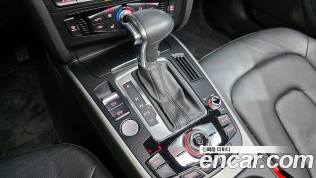 Audi New A4 B8, 2015 9