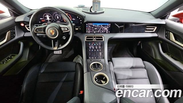 Porsche 타이칸 4S Cross Turismo, 2022 7