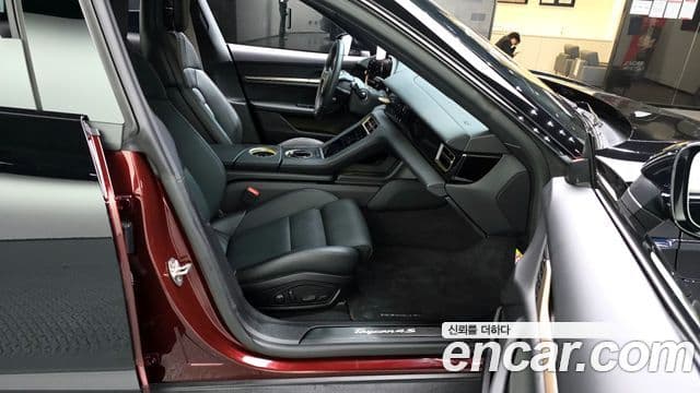 Porsche 타이칸 4S Cross Turismo, 2022 11