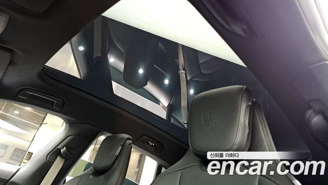 Porsche 타이칸 4S Cross Turismo, 2022 19